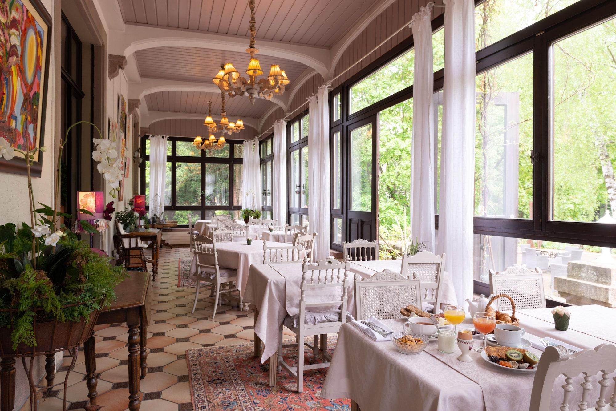 Domaine De Beaupre - Hotel The Originals Relais Ґебвіллер Екстер'єр фото